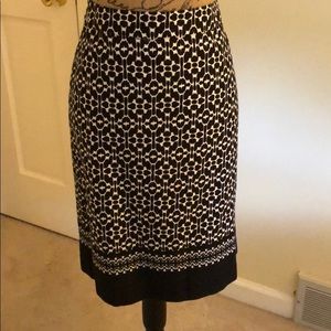 Black and white a line skirt.